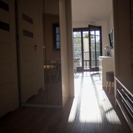 Apartament Kameralny カジミエシュ・ドルニ エクステリア 写真