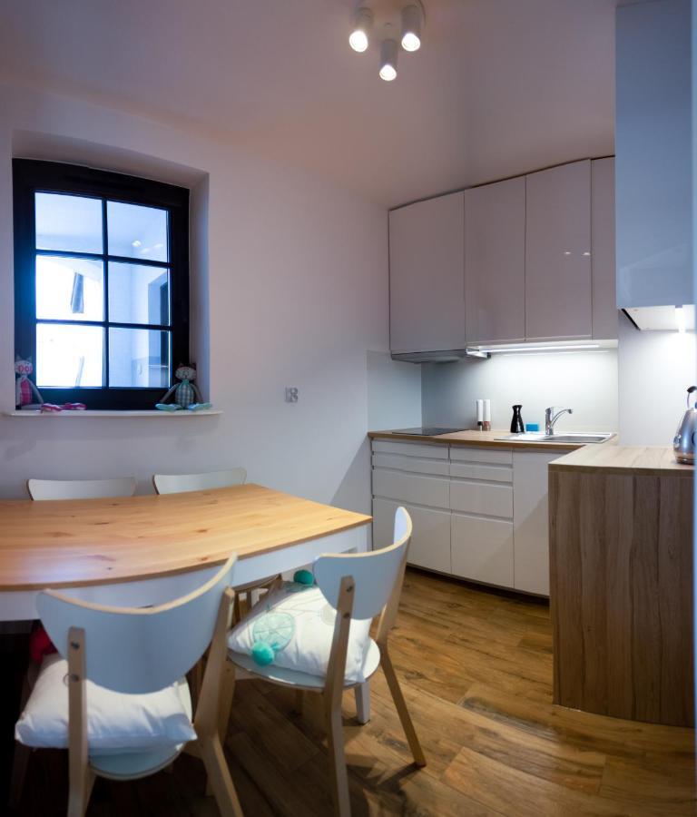 Apartament Kameralny カジミエシュ・ドルニ エクステリア 写真